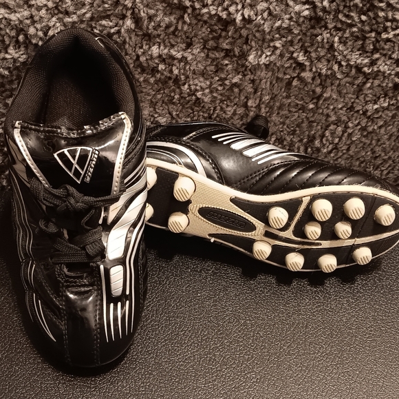 Vizari ( Gender nutral)  Cleats - Picture 5 of 12